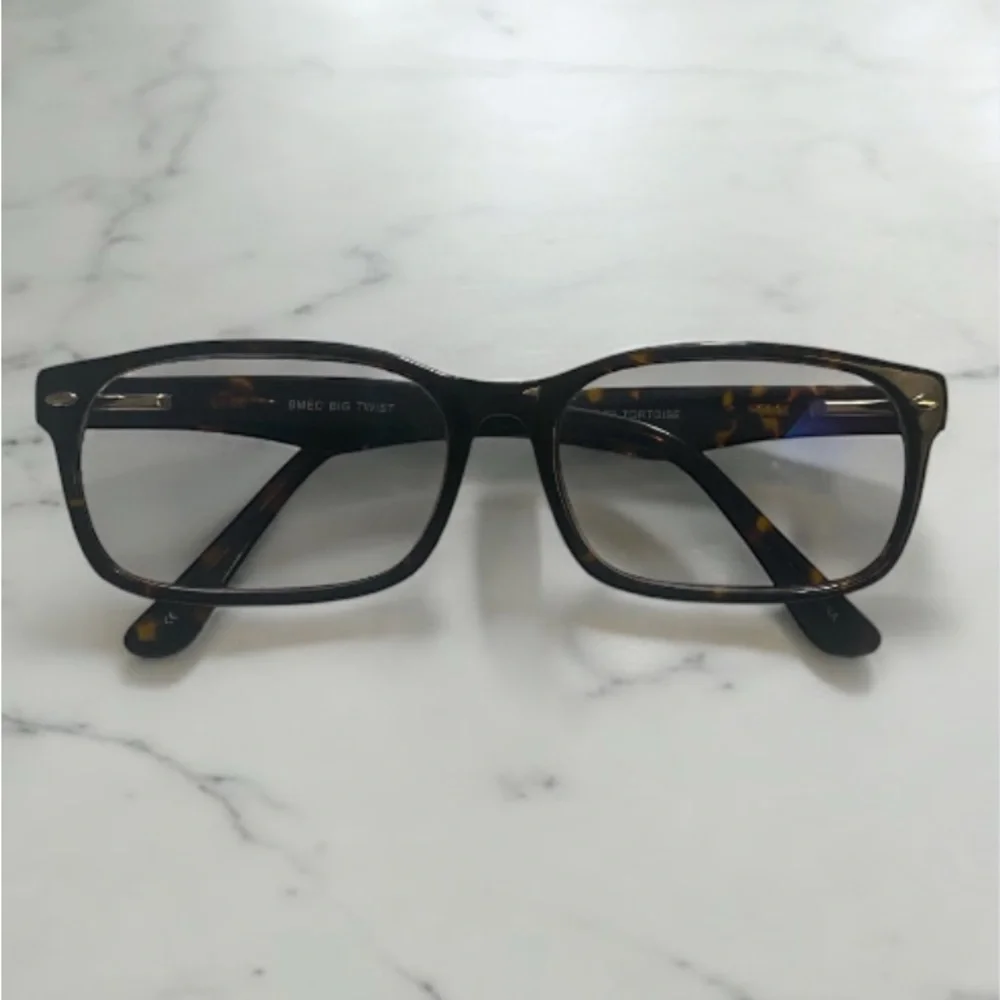 BMEC Big Twist Stylish Tortoise Shell Glasses